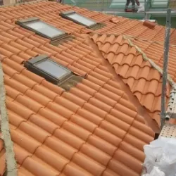 Cuidado y mantenimiento de tejados en Madrid